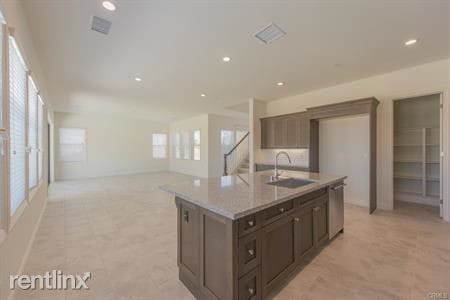 Building Photo - 5 br, 4 bath House - 30 Cooper