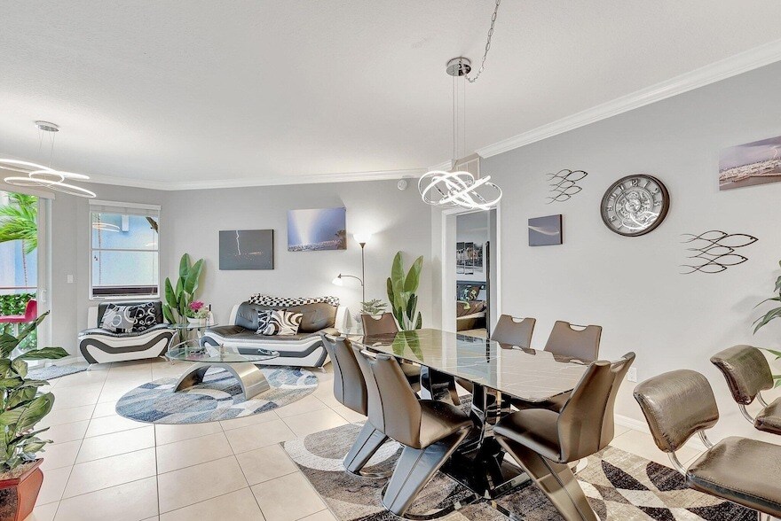 Photo - 975 NW Flagler Avenue Unit 207