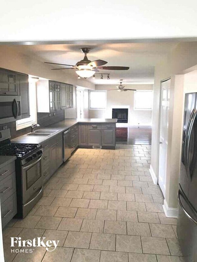 Foto del edificio - 1023 Bothwell Ct