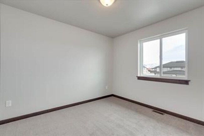 Foto del edificio - 1307 Westwood Cir