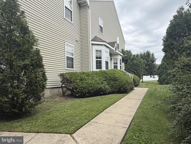 Foto del edificio - 40 Hearthstone Ln
