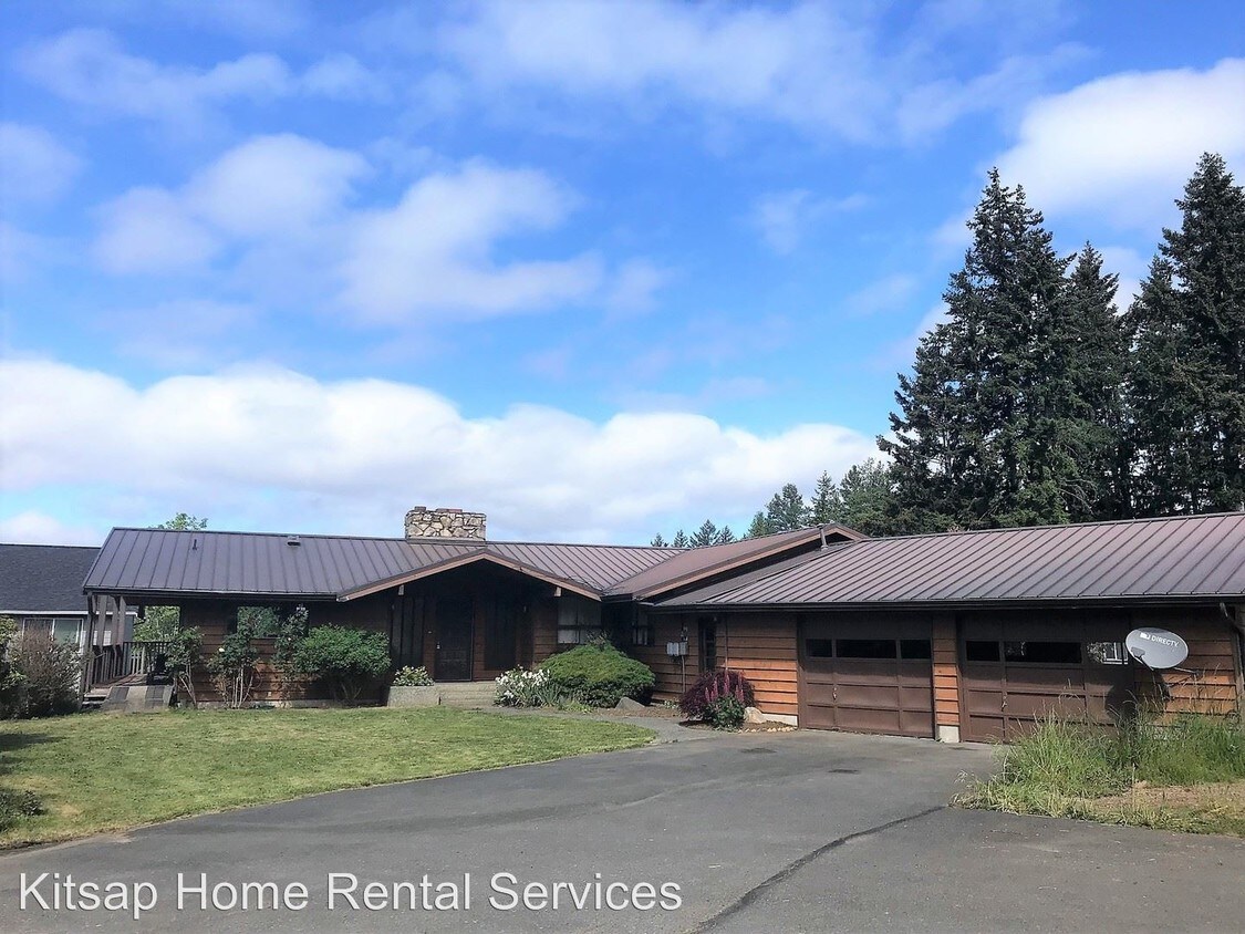 Primary Photo - 4 br, 2 bath House - 2034 NE Laurie Vei Loop