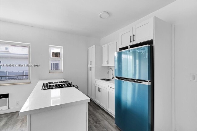Foto del edificio - 780 73rd St