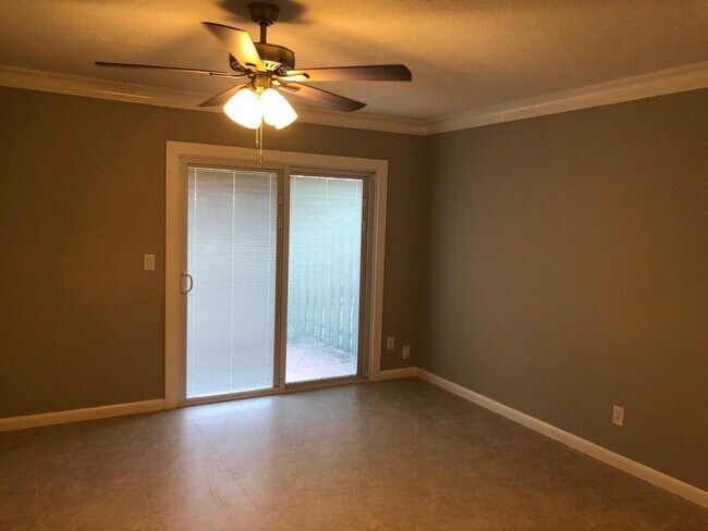Foto del edificio - 5190 Breckenridge Pl