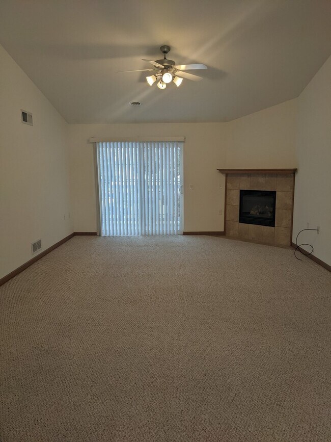 Foto del edificio - 4148 Bruns Ave