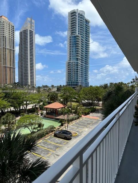 Foto del edificio - 210 174th St