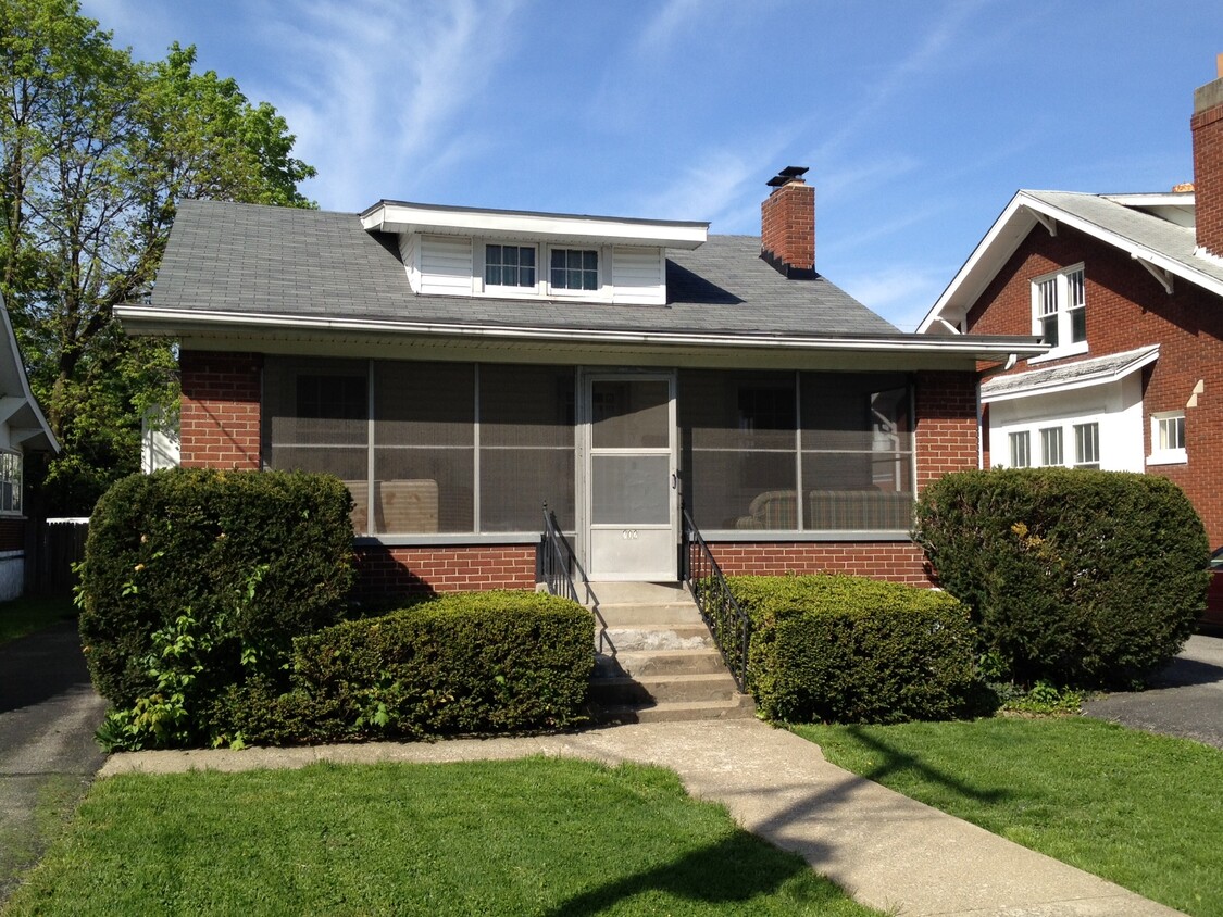 Foto principal - 202 Meridian Ave