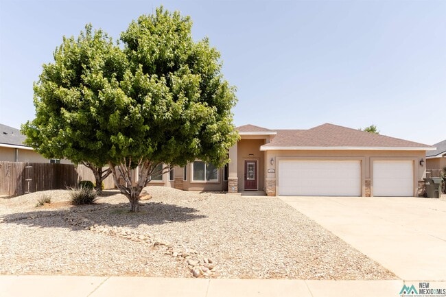 Building Photo - 3008 Fred Daugherty Dr