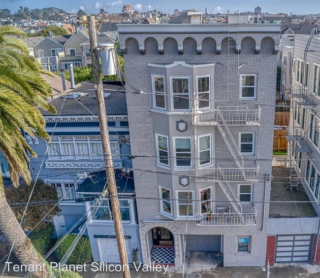 Building Photo - 180 11th Ave