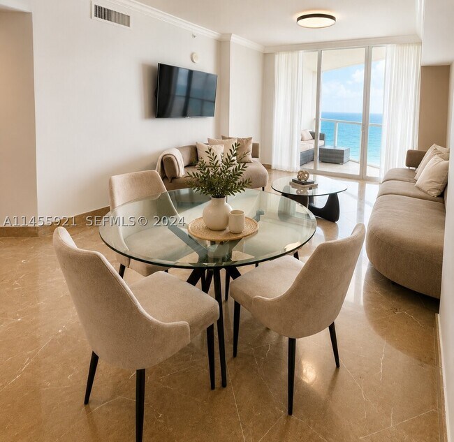 Foto del edificio - 16699 Collins Ave