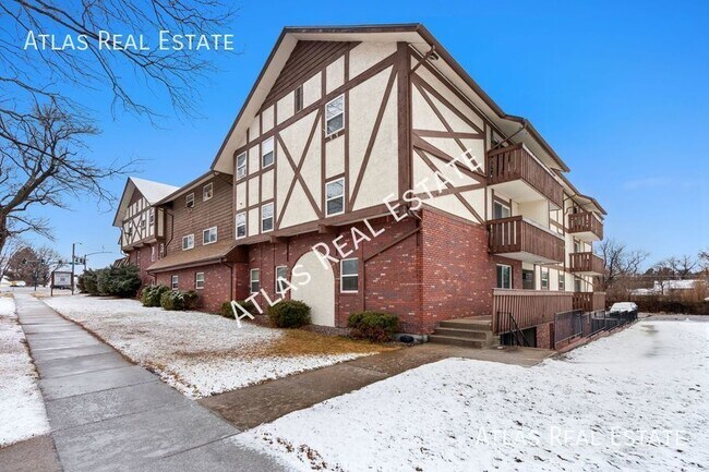 Building Photo - 1931 S 11th Avenue