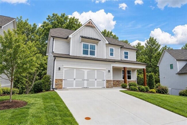 Building Photo - 126 Spaulding Ln