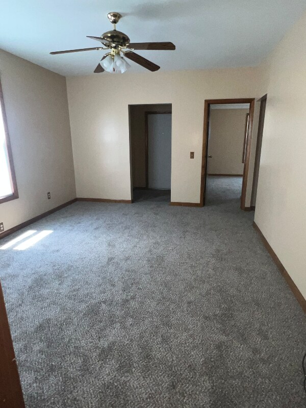 Building Photo - 35 Hoadley St