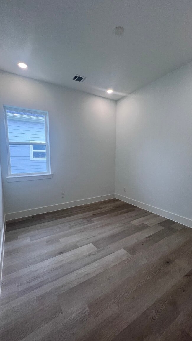 Building Photo - 3810 St Simon Manor Dr