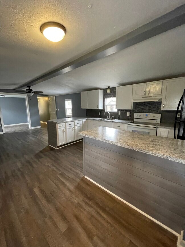 Foto del edificio - 181 Countryside Ln