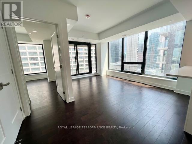 Photo du bâtiment - 340-340 Queen St