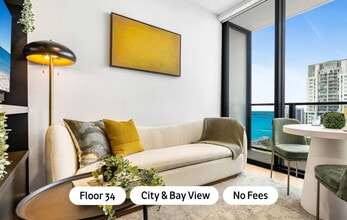 Building Photo - 398 NE 5th St