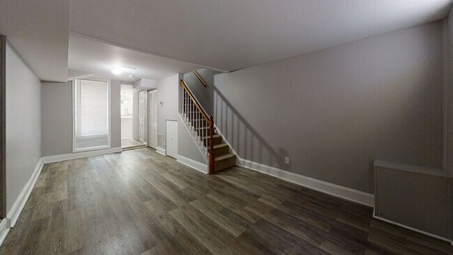 Foto del edificio - 2 Bedroom with Rear Yard