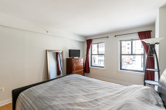 Foto del edificio - 616 E St NW