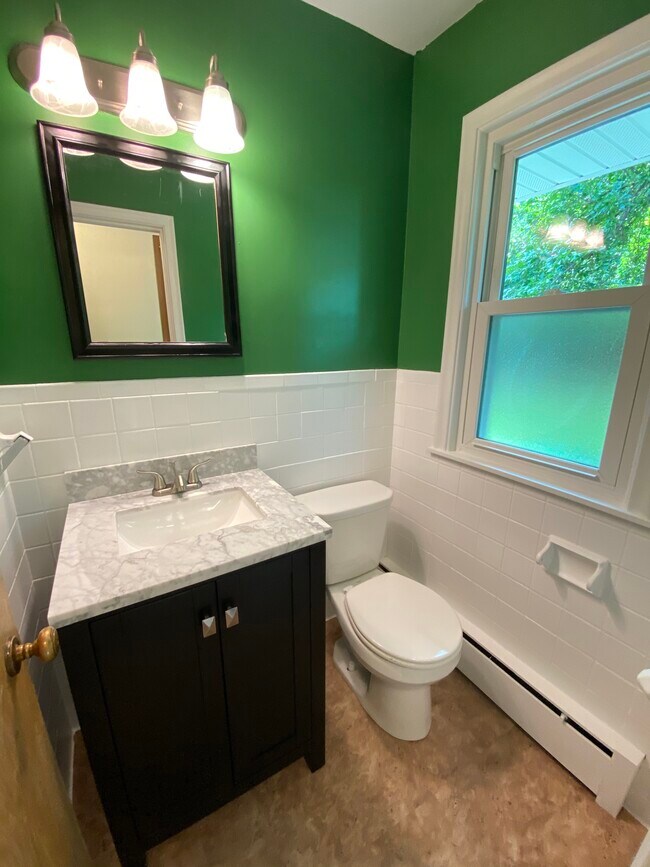 Foto del edificio - 4820 Williston Rd