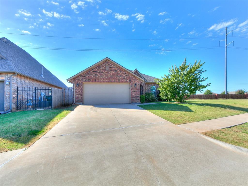 Foto principal - 2408 NW 193rd St
