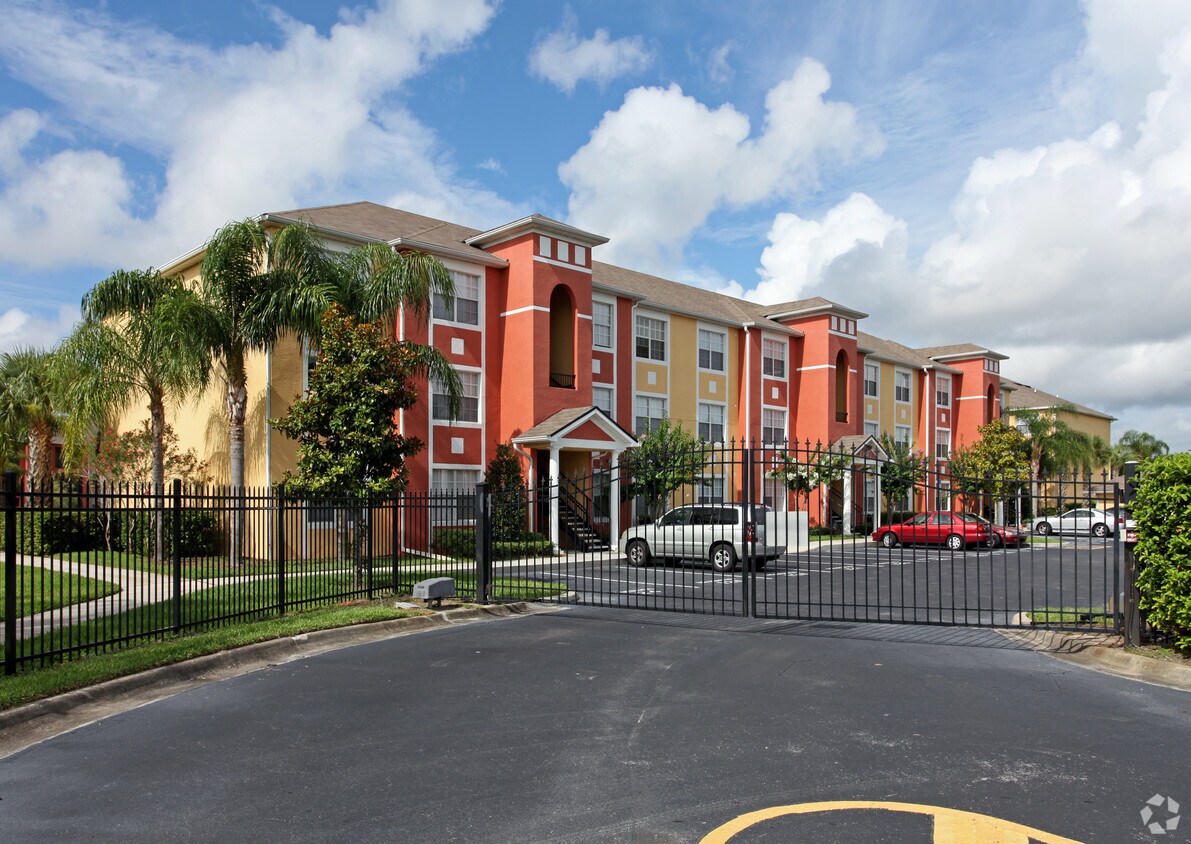 Palms Villa Residences Apartments Orlando, FL