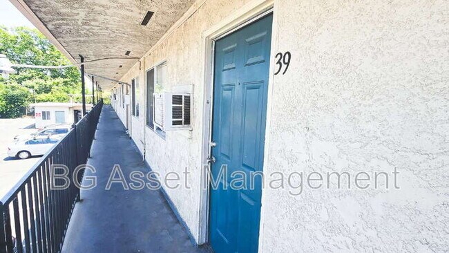 Foto del edificio - 1922 Ethan Way