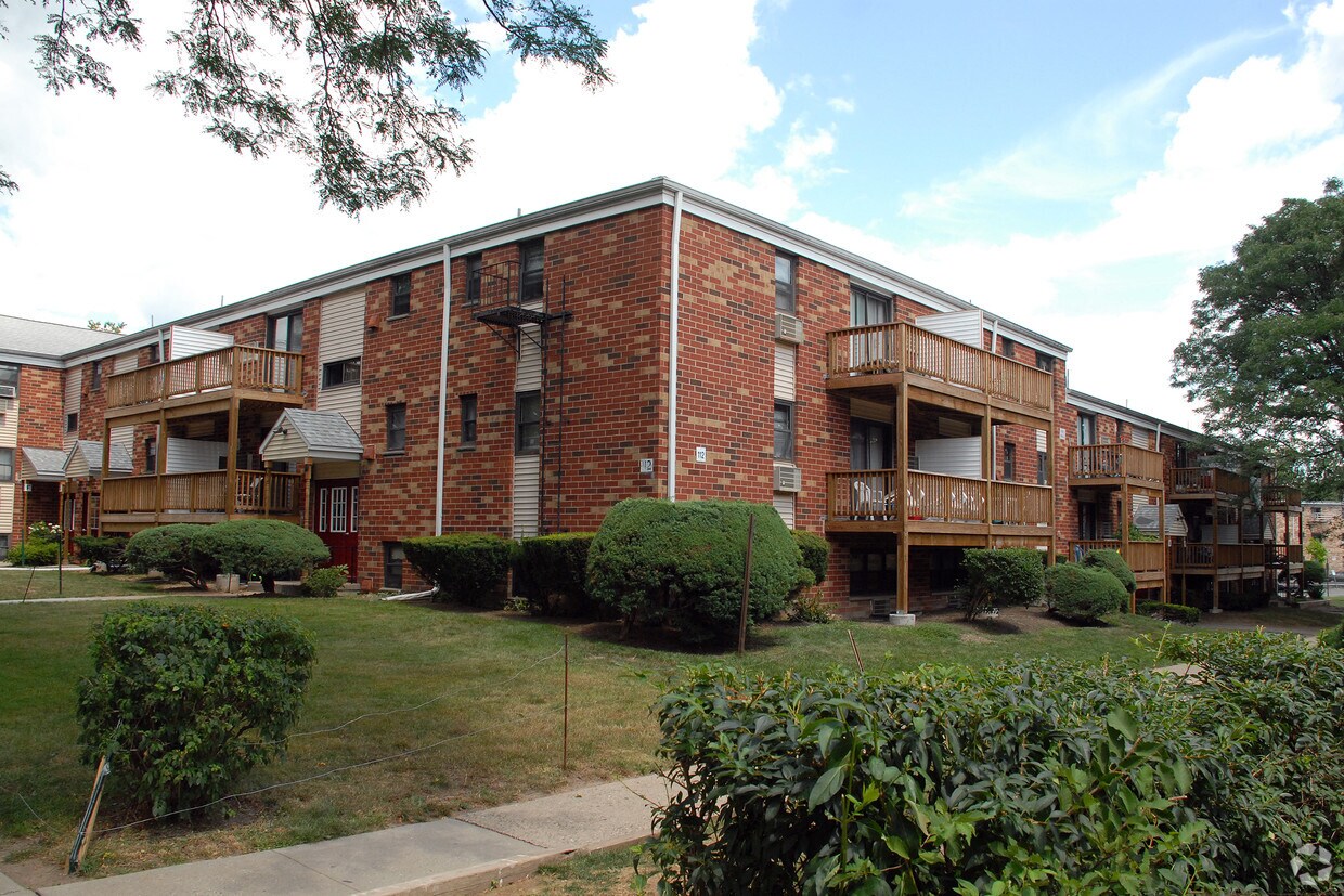 Park Towers Cooperative Apartments Spring Valley, NY