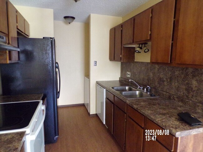 Foto del edificio - 6109 NW Elm Ave