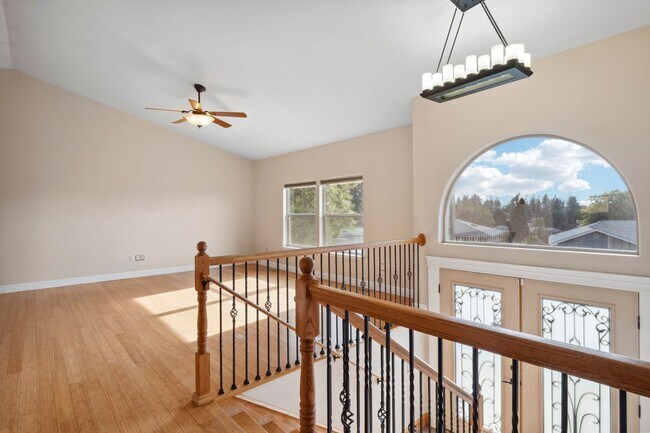 Foto del edificio - Beautiful Woodridge Home