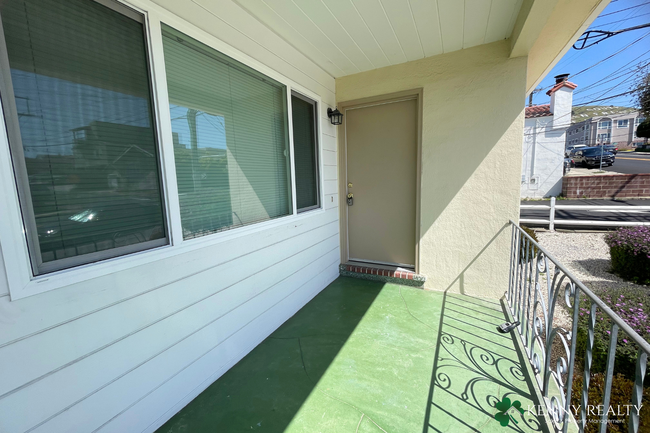 Foto del edificio - Remodeled Two Bedroom in South San Francisco