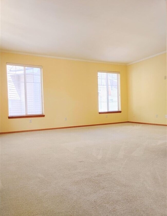 Building Photo - 210 Sagebrook Lane