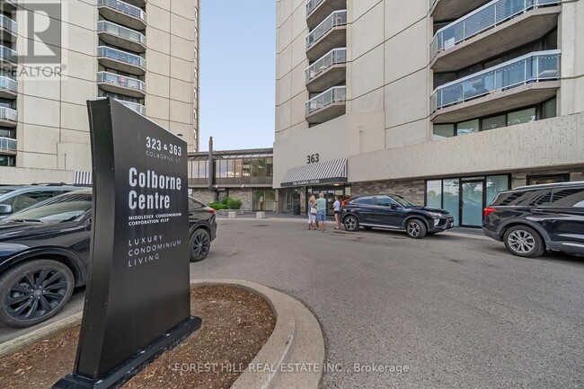 Building Photo - 323-323 Colborne St