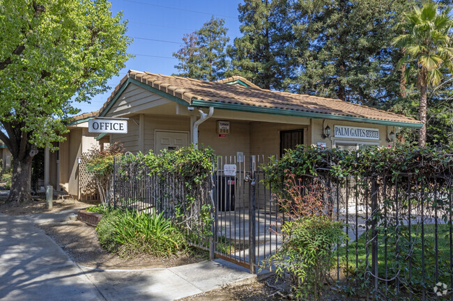 Leasing Office - Palm Gates Apartments