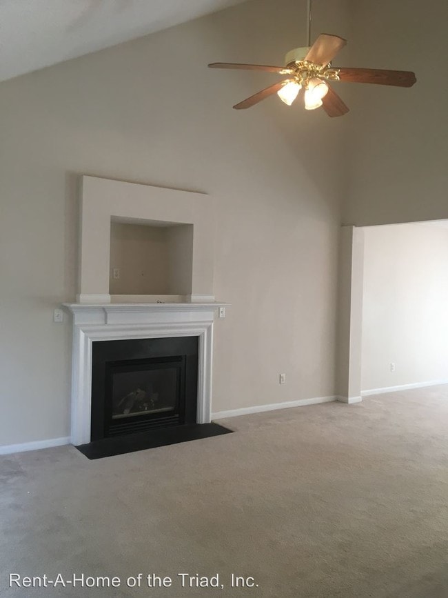 Building Photo - 3 br, 2.5 bath House - 3865 Windstream Way