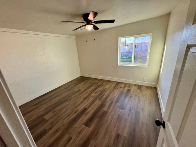 Foto del edificio - 1134 E Brown St