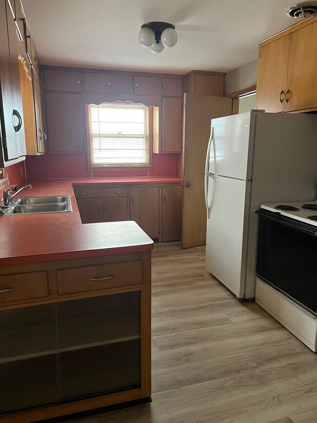 Foto del edificio - 524 Jefferson Ave