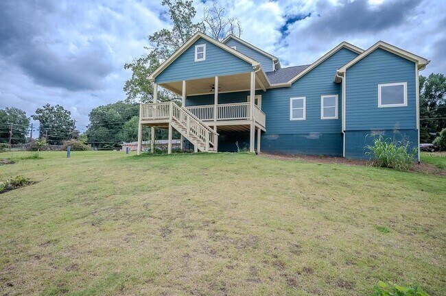 Foto del edificio - 1993 Reynolds Dr SW