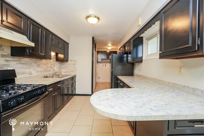 Foto del edificio - 25120 Sandhurst Rd