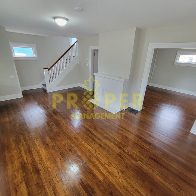 Foto del edificio - Everything is new! 3 bed/ 1 Bath BIG house...
