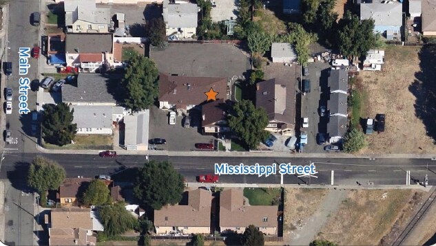 Aerial Photo - 218-220 Mississippi St