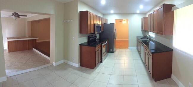 Foto del edificio - 22447 SW 56th Ave