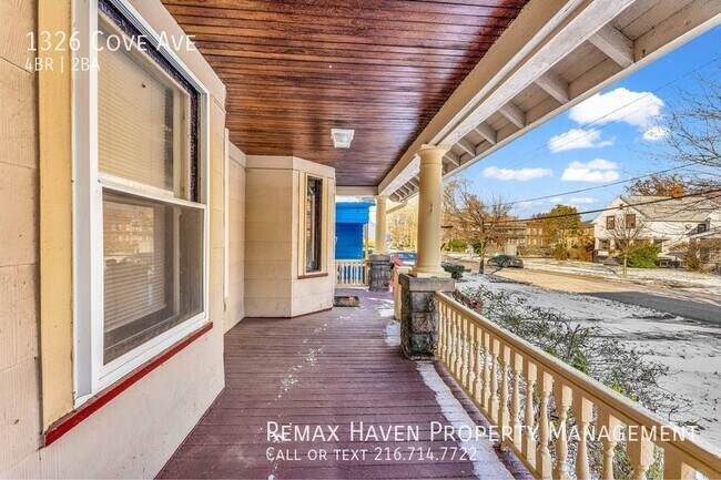 Building Photo - 1326 Cove Ave, Lakewood - Really Lovely 4 ...