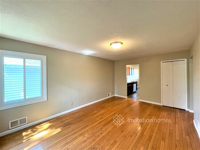 Foto del edificio - 2135 Waukon Ave