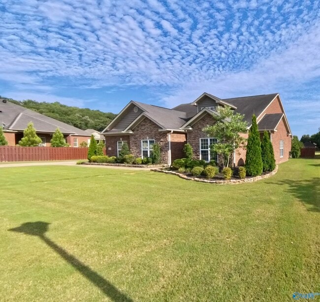 Building Photo - 4504 Hampton View Dr
