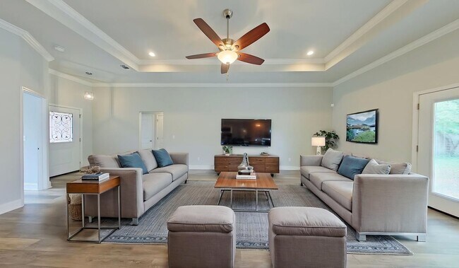 Foto del edificio - 217 Evergreen Dr