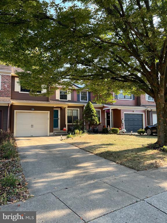 Primary Photo - 114 Farnwood Rd