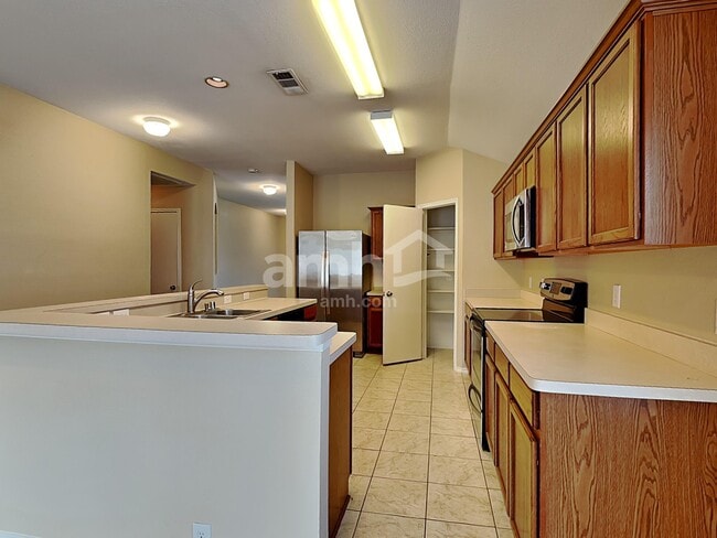 Building Photo - 2502 Quail Ridge Rd