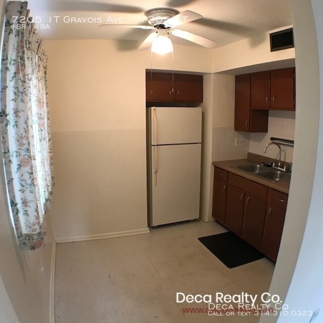 Building Photo - 1 Bedroom Apartment (55+ Living)