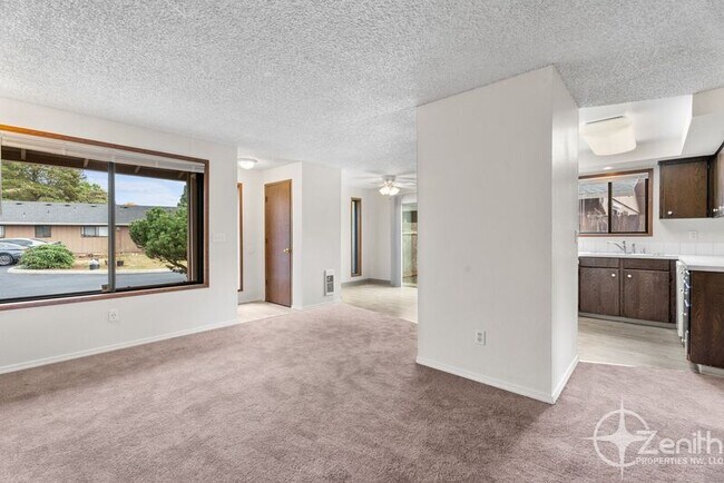 Foto del edificio - 3014 NE 78th Ave